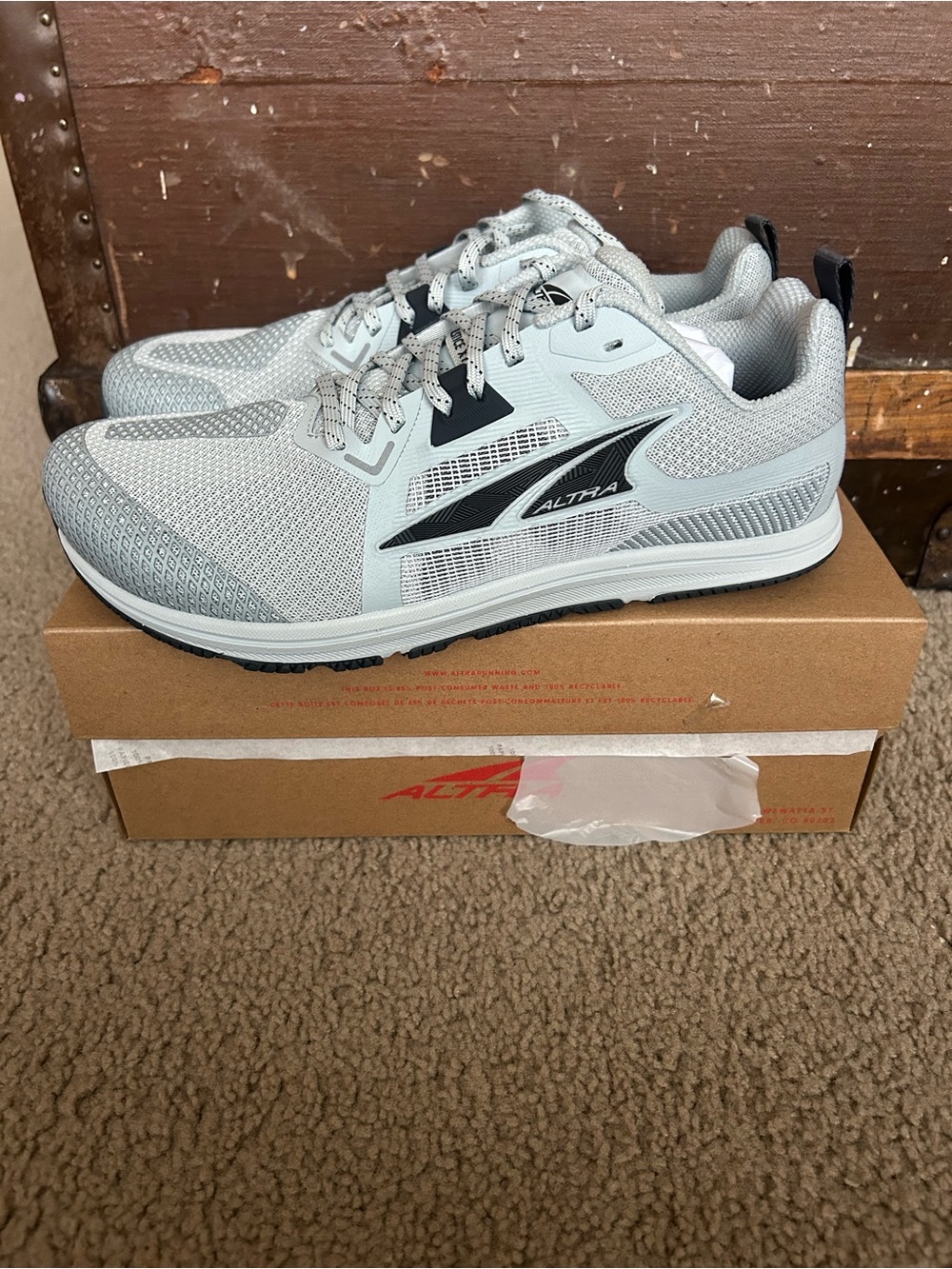Altra Men's Light Gray and Black Road Running Sneakers